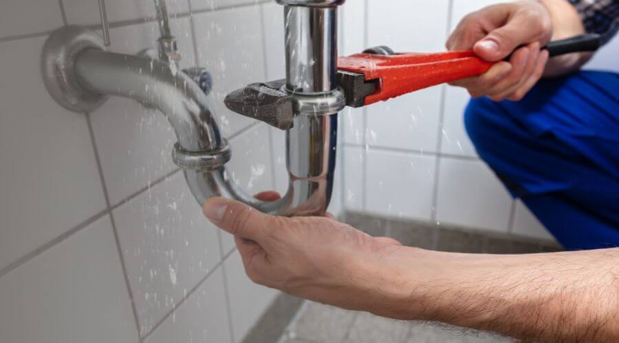 Expert burst pipe repair services in Versailles, IN
